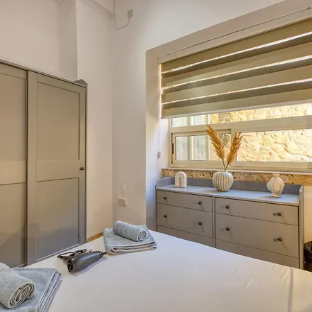 Charming&cosy Maisonette In Rabe1-1